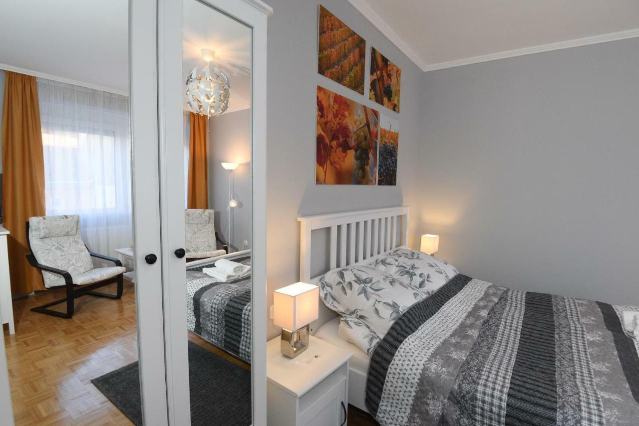 Vitalis Apartman Eger Buitenkant foto